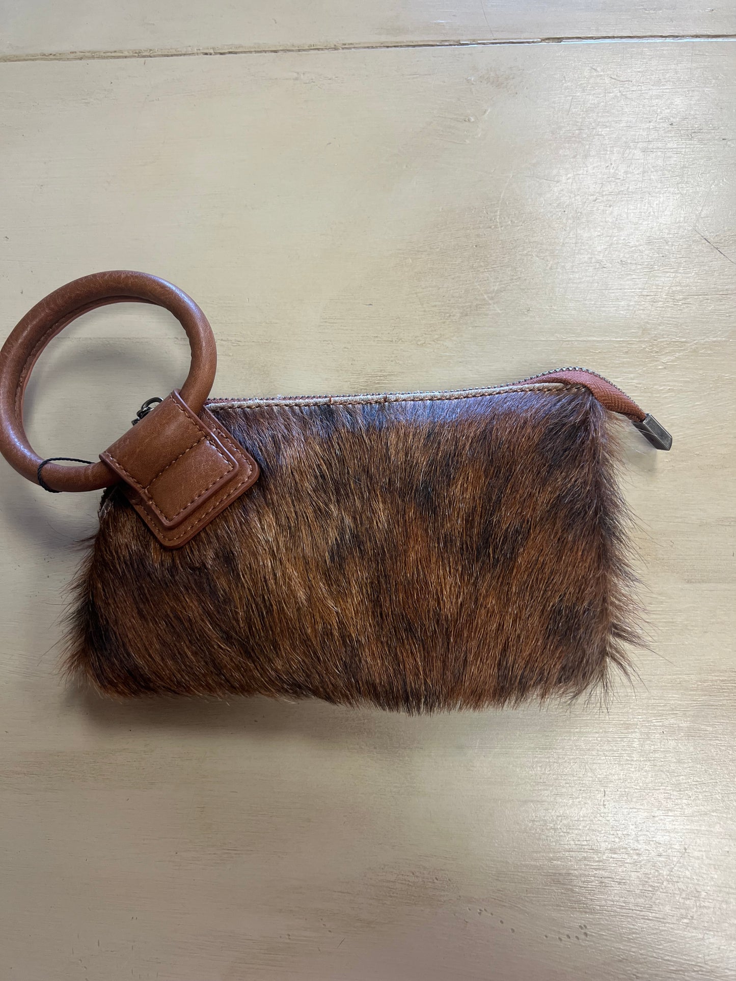 MONTANA WEST HAIR-ON COWHIDE WRISTLET