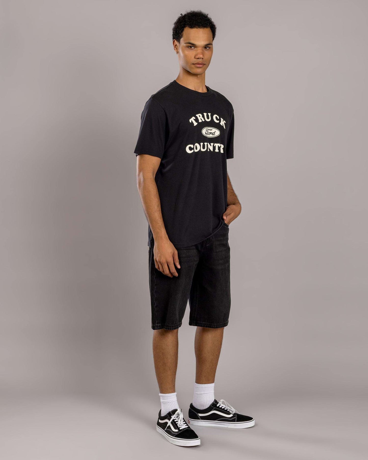 BRIXTON FORD TRUCK COUNTRY T-SHIRT