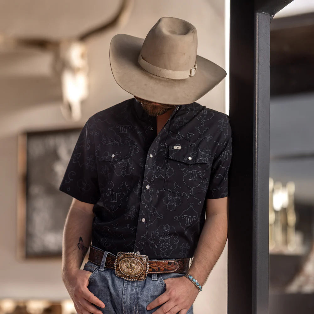 Ferrell Brand THE CARSON IN BLACK SHORT SLEEVE SNAP