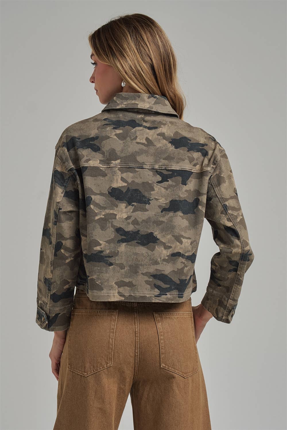 CAMOUFLAGE JACKET WITH FLORAL EMBROIDERY