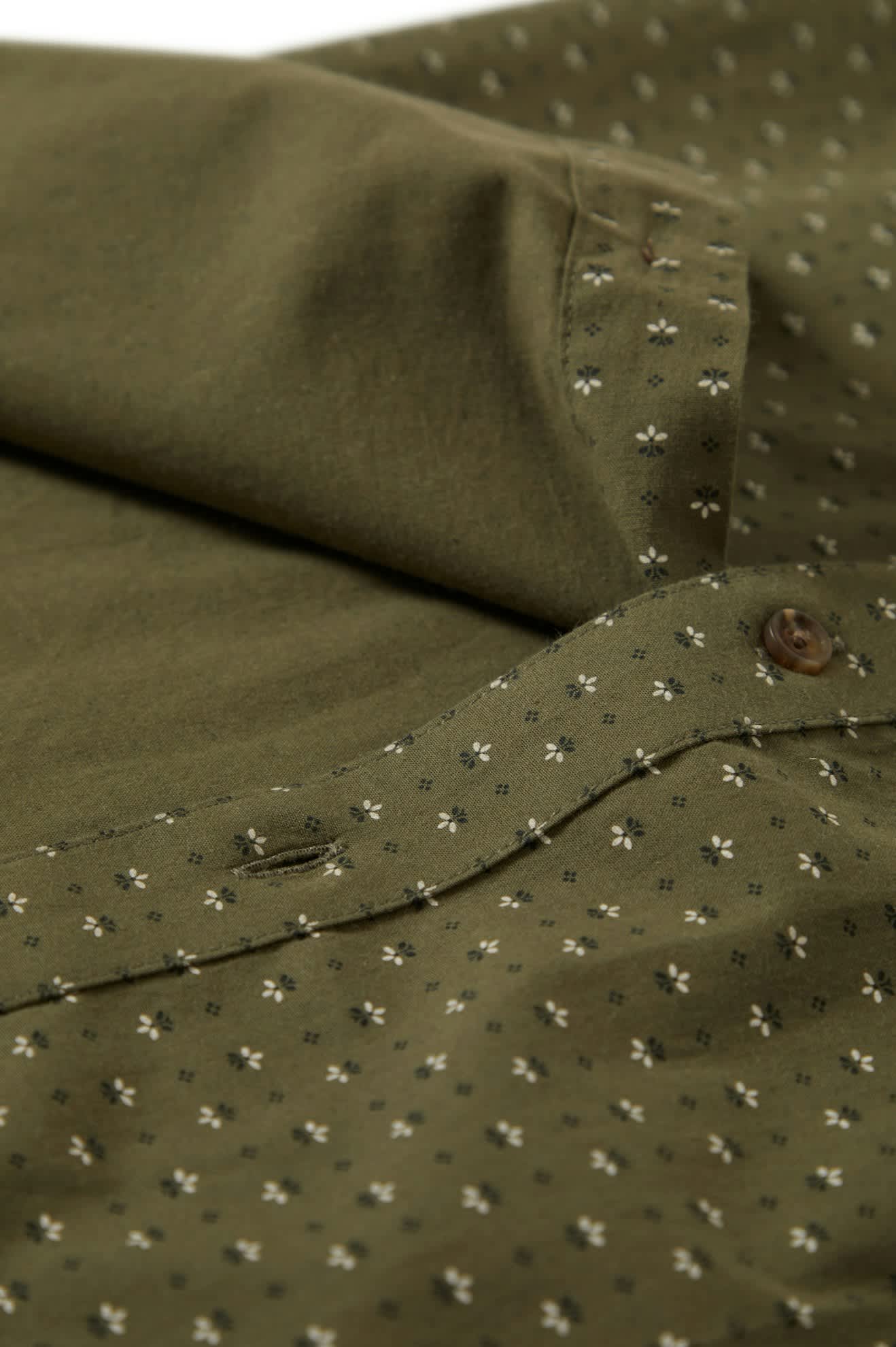 Brixton CHARTER PRINT S/S SHIRT (Ivy Green or Off White MiroFloral)