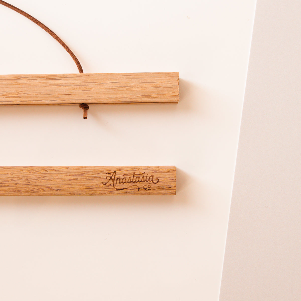 The Anastasia Co 8" Magnetic Wood Print Frame