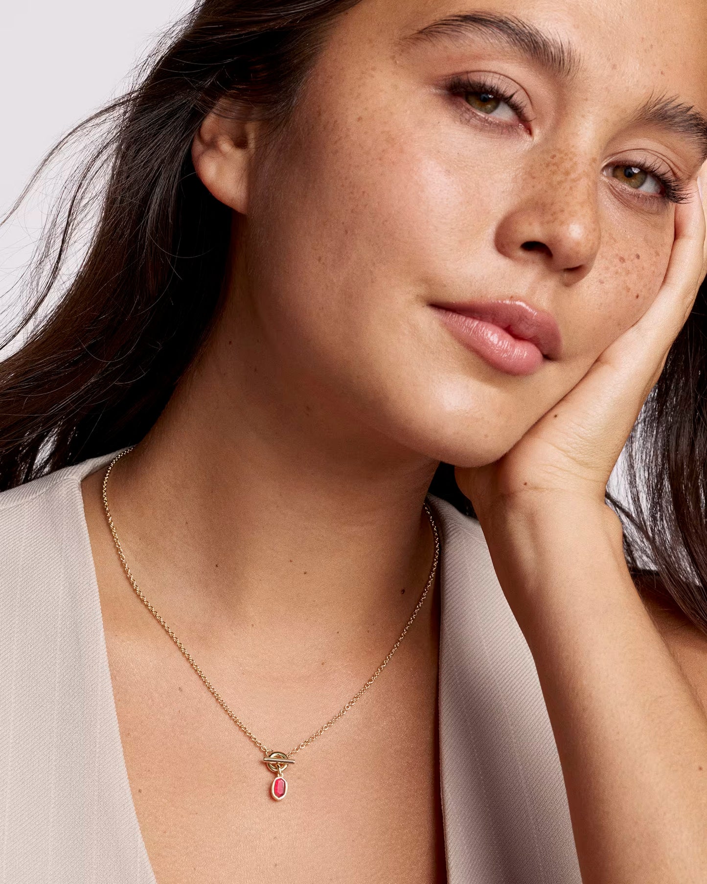 Kendra Scott Mini Elisa Toggle Gold Short Pendant Necklace Carmine Red Illusion