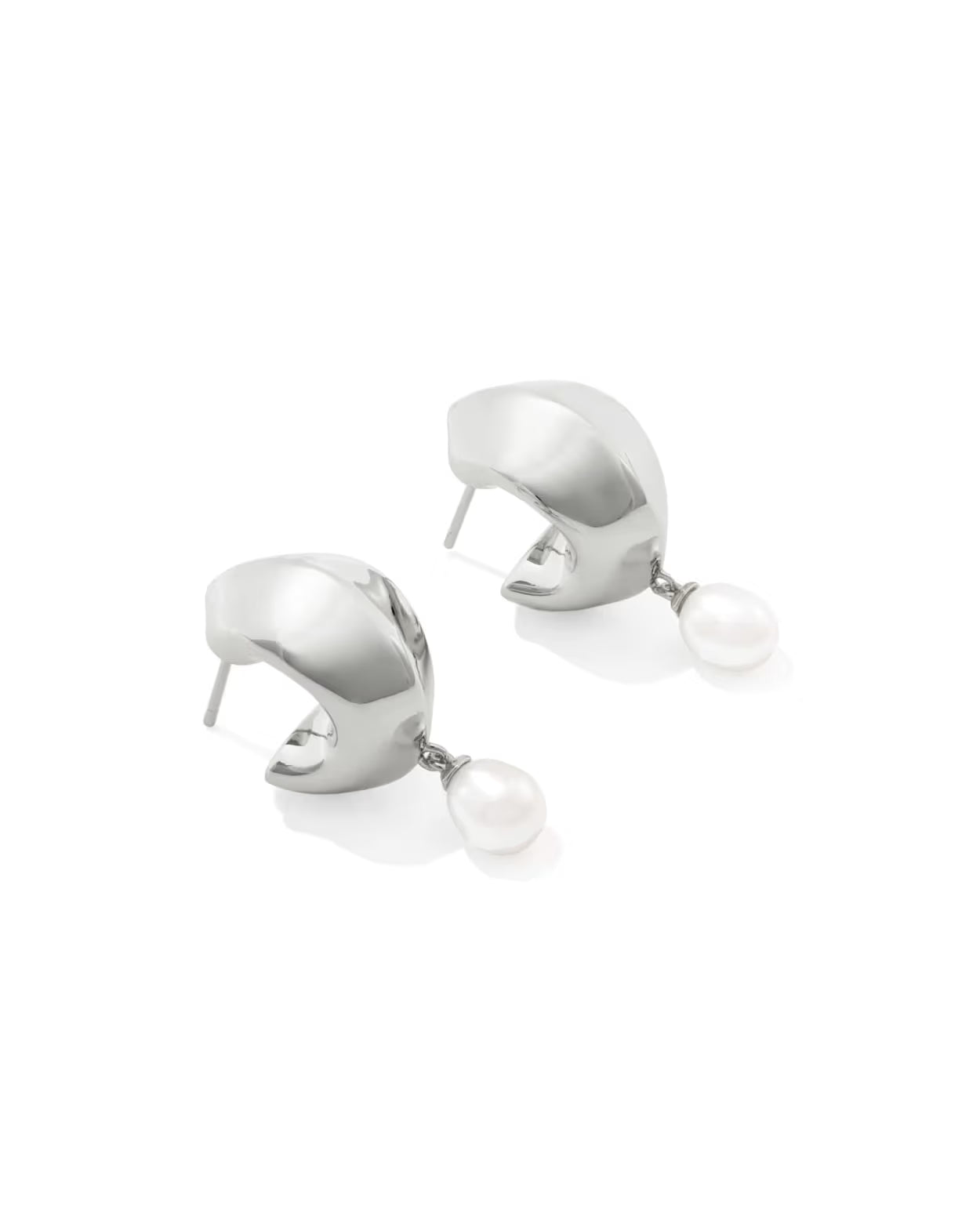 Kendra Scott Oakland Pearl Silver Huggie Earrings