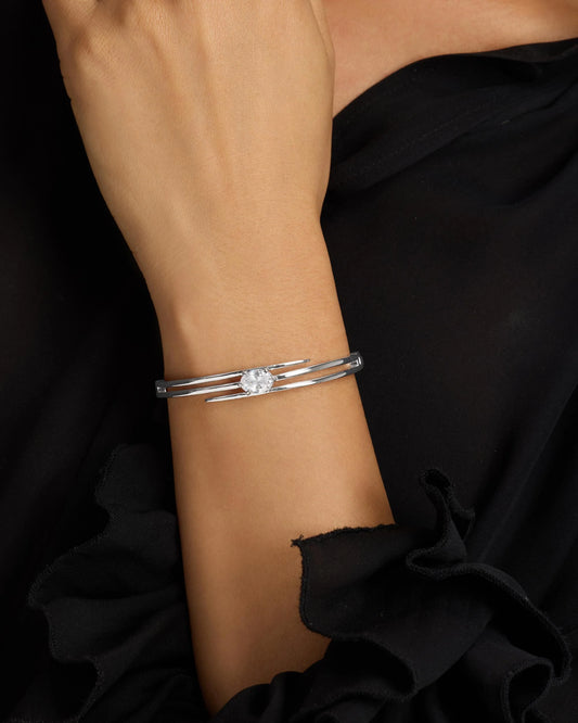 Melinda Maria She's On Point Lasso Cuff Silver|White Diamondettes