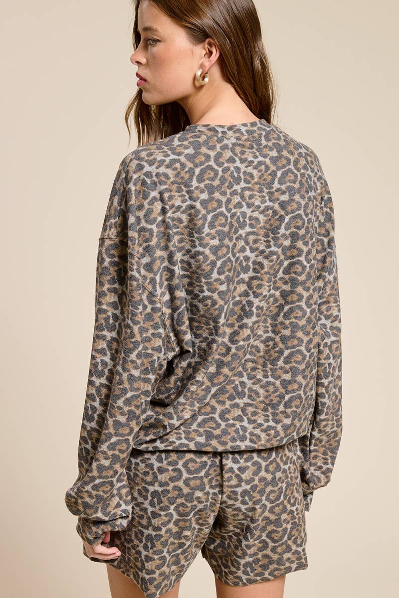 RELAXED FRENCH TERRY L/S TEE WITH PUFFED SLEEVES (Camo or Leopard)