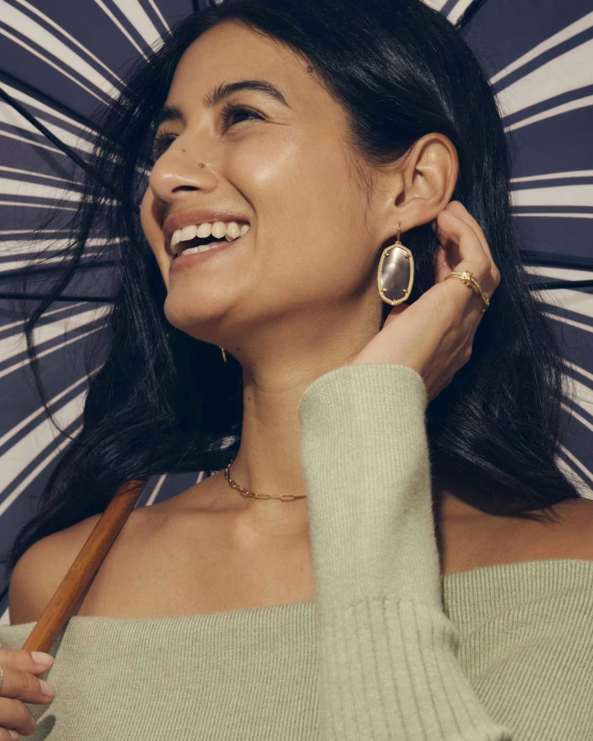 Kendra Scott Elle Gold Drop Earrings - Taupe Mother of Pearl