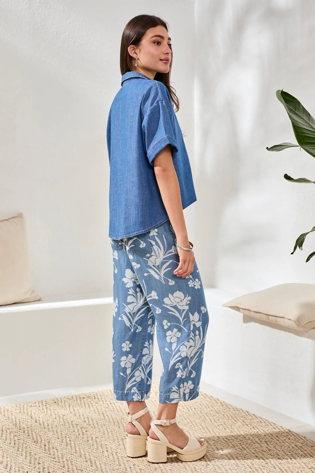 TRIBAL FLOWY POPOVER DENIM SHIRT WITH SHORT SLEEVES