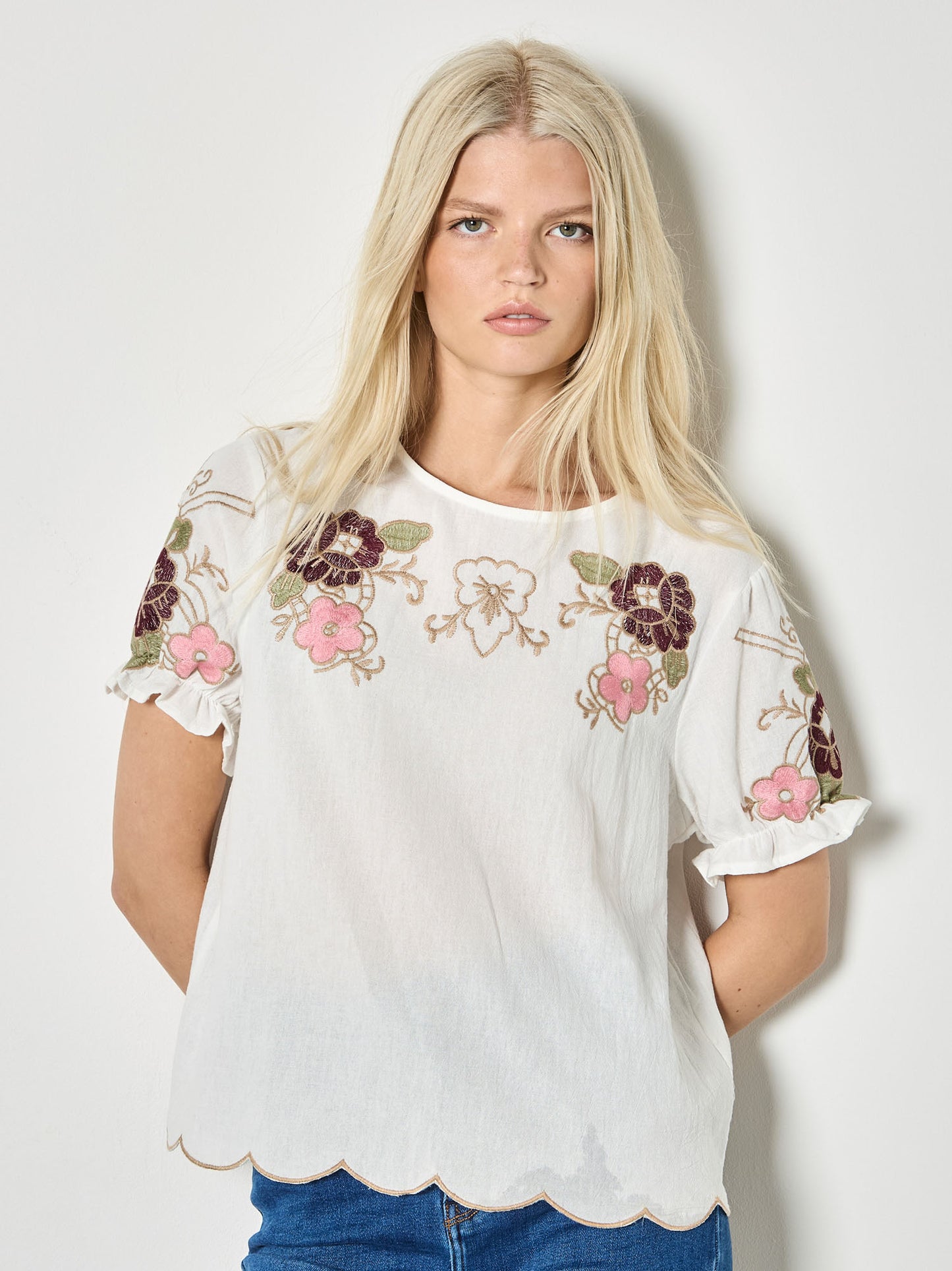 APRICOT Floral Embroidered Ruffle Sleeve Top