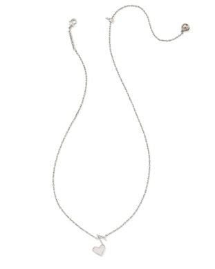 Kendra Scott DOLLY PARTON ARI HEART MUSIC NOTE SHORT PENDANT NECKLACE