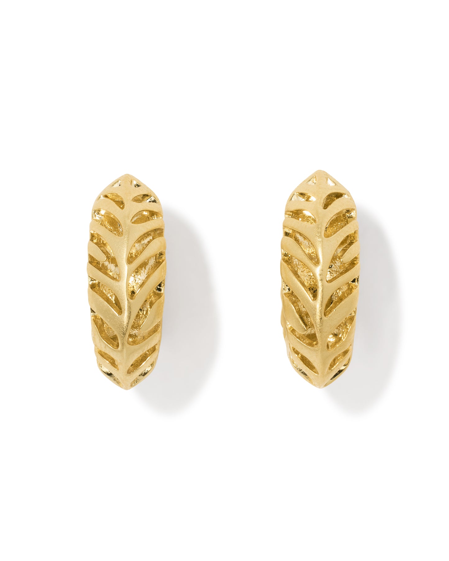 Kendra Scott TIGER STRIPED MIKKI HUGGIE EARRINGS GOLD