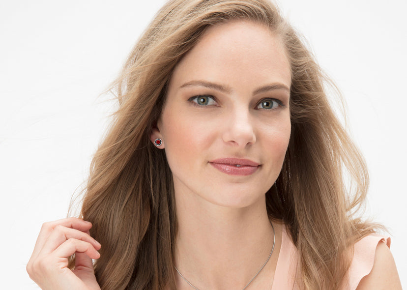 Twinkle Garnet Mini Post