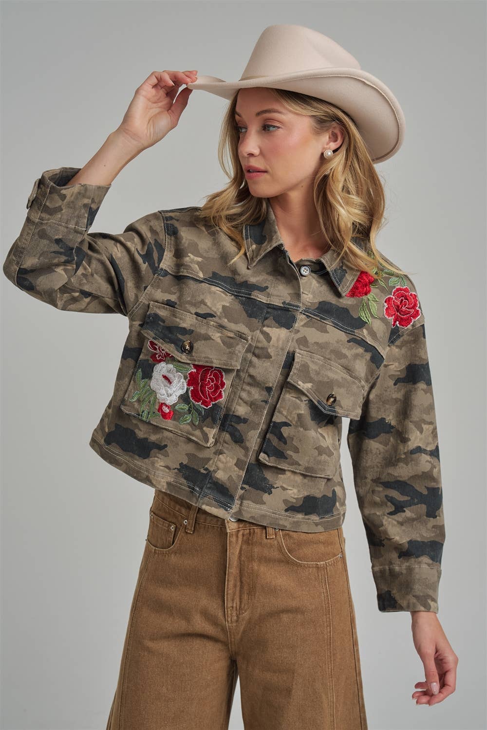 CAMOUFLAGE JACKET WITH FLORAL EMBROIDERY