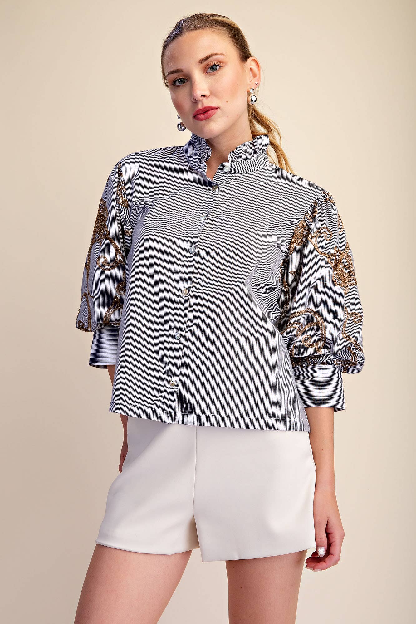 Ruffle Neck Embroidery Puff Sleeve Blouse