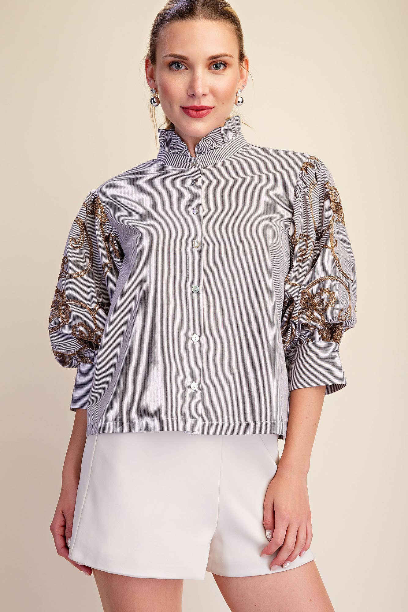Ruffle Neck Embroidery Puff Sleeve Blouse
