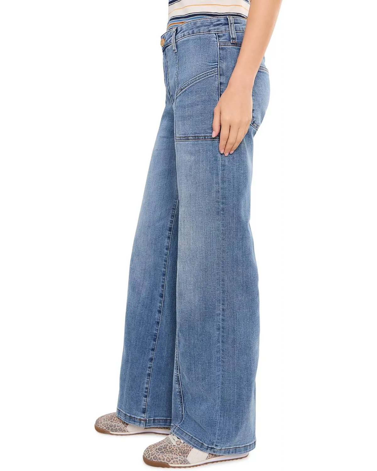 KUT from the KLOTH JEAN HIGH RISE WIDE FRONT SEAM PATCH FRONT POCKETSKTS