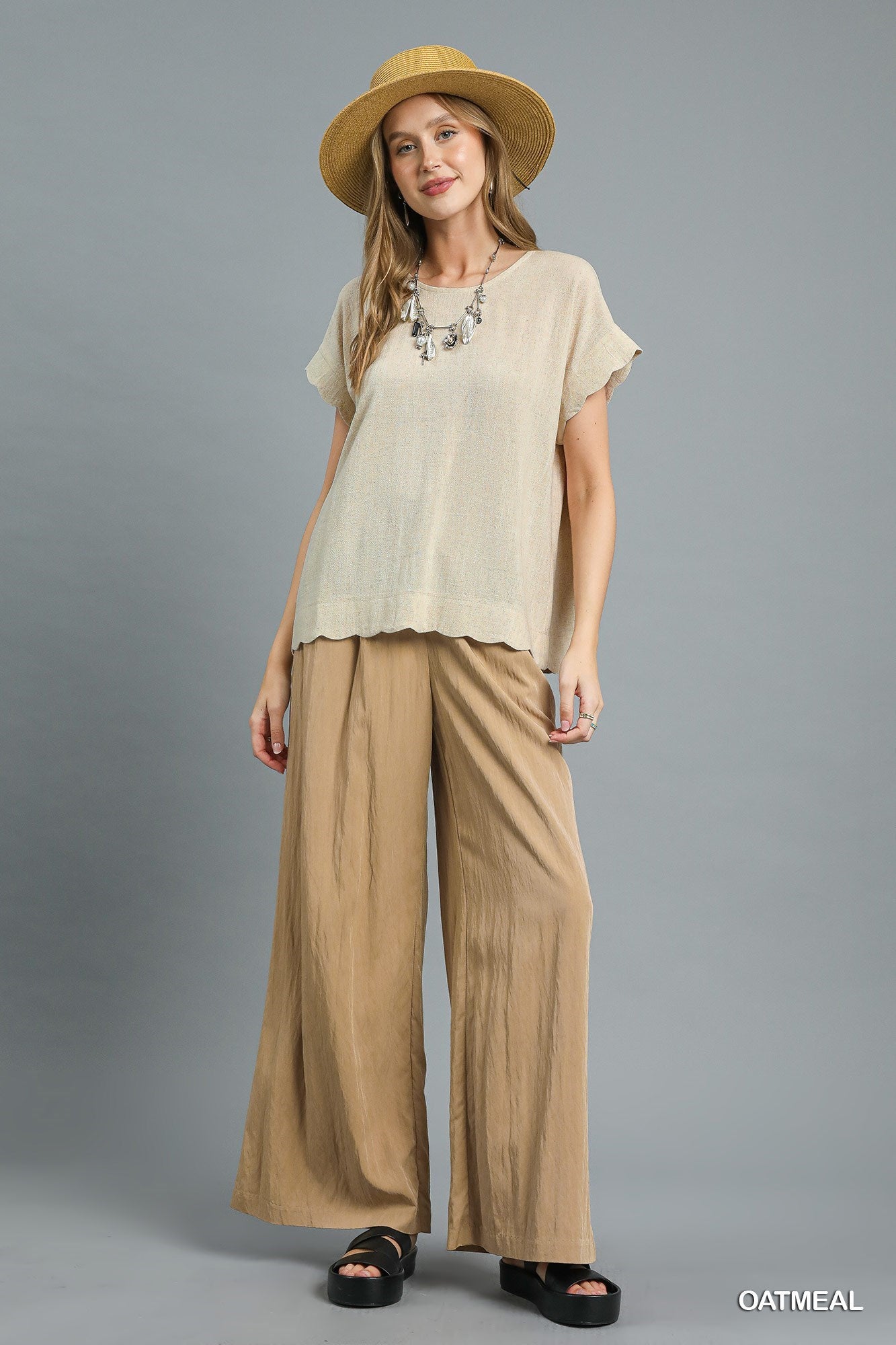 Scallop Top (Red or Oatmeal)