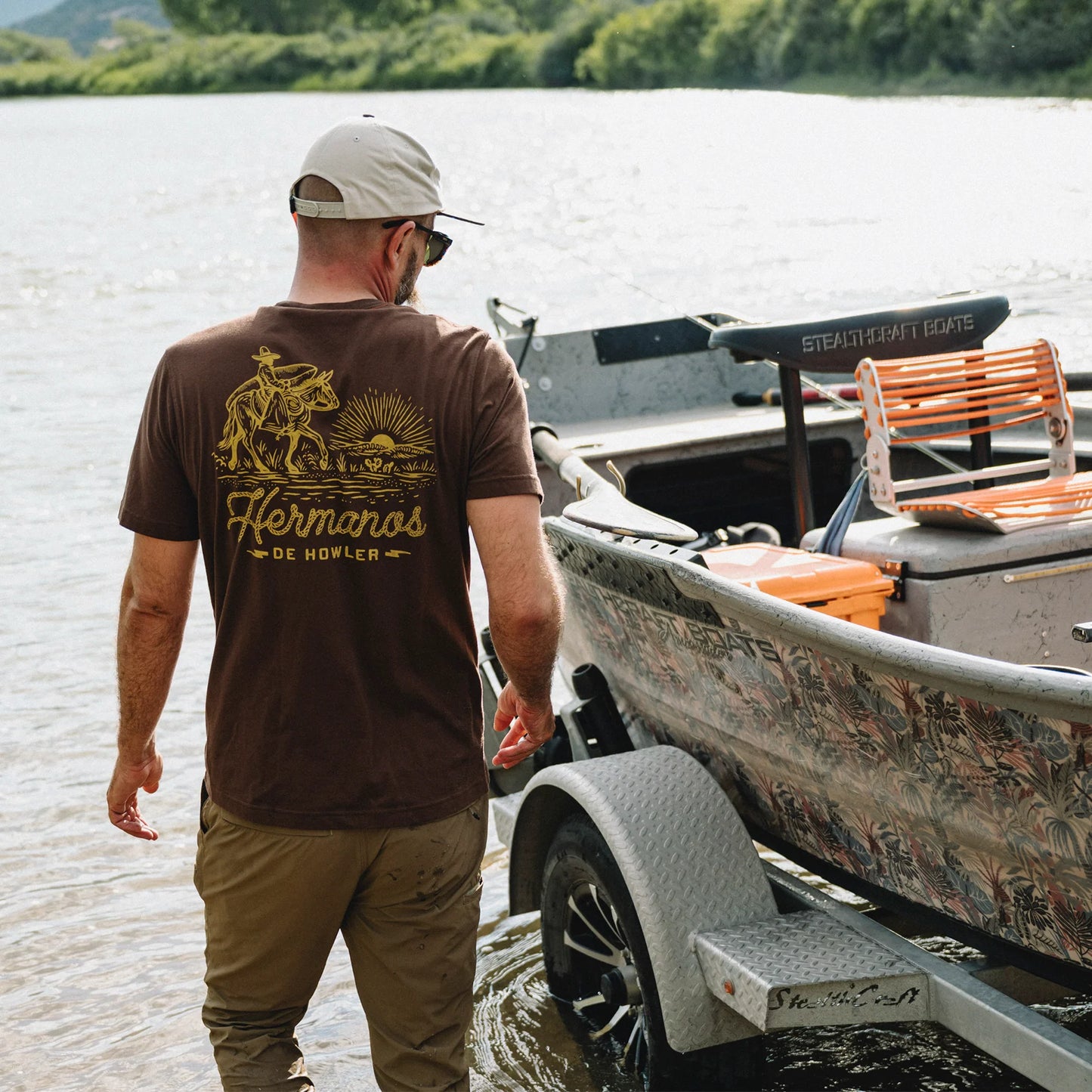 Howler Bros Sunset Rider T-Shirt Color: Mahogany