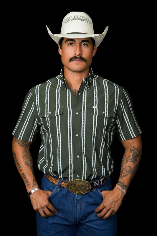 THE TUCKER IN GREEN - SHORT SLEEVE SNAP- Ferrell Brand