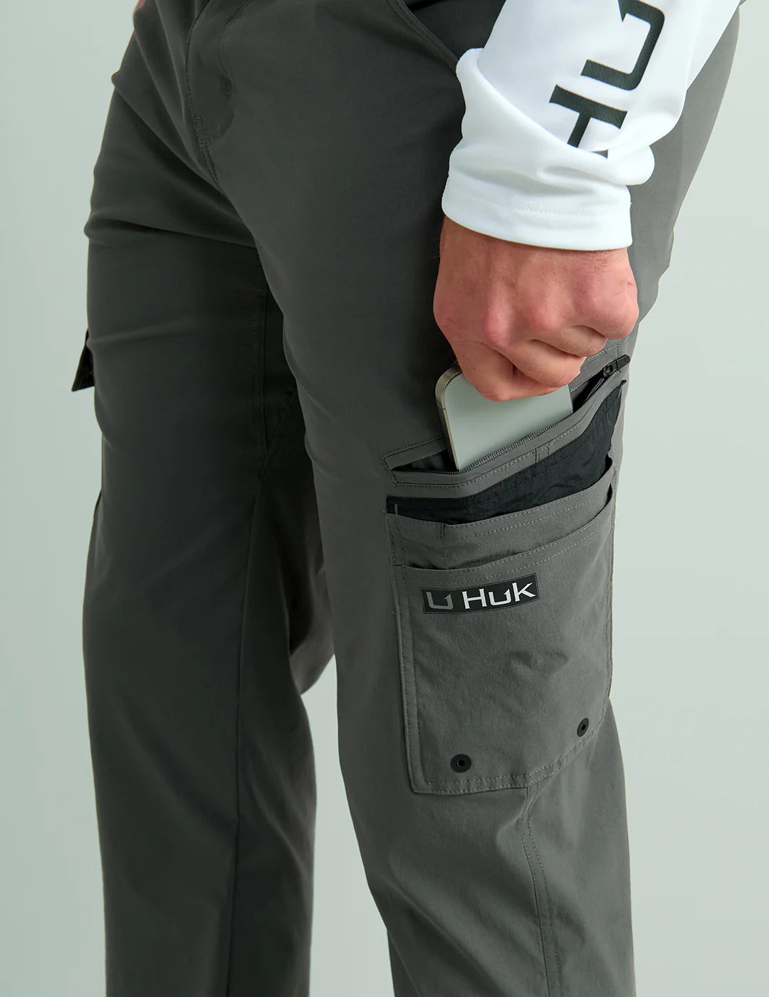 Huk ICON PRO PERFORMANCE PANT in Volcanic Ash
