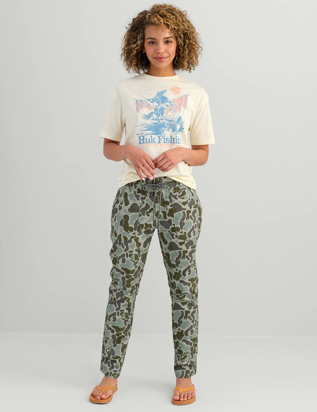 Huk WOMENS CRUISER PANT in KC Volcanic Ash Camo