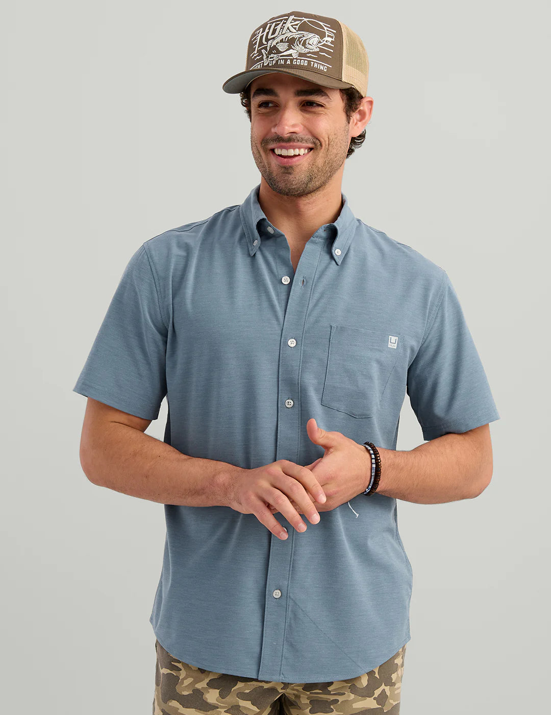 Huk KONA BUTTON-DOWN in Stormy Blue