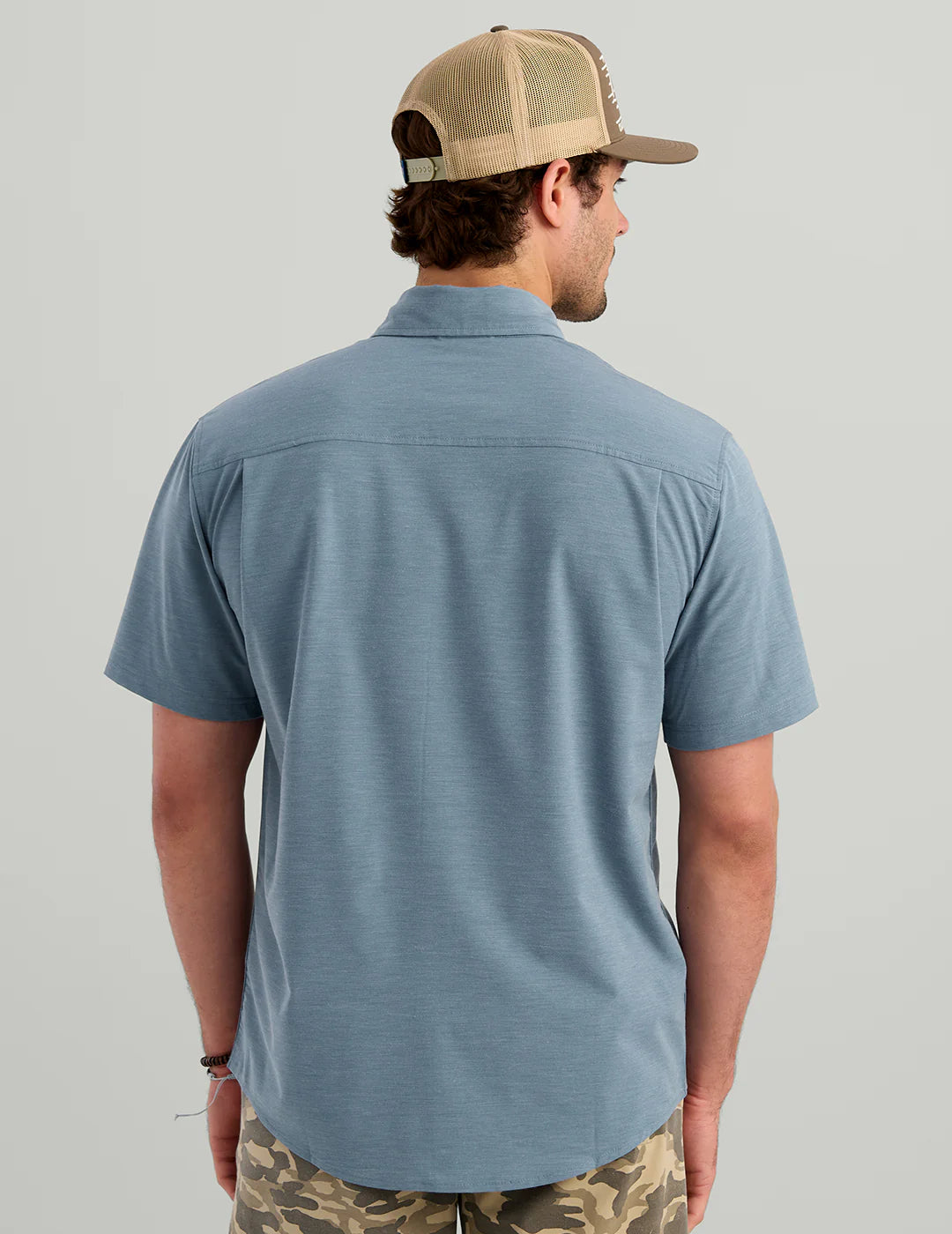 Huk KONA BUTTON-DOWN in Stormy Blue