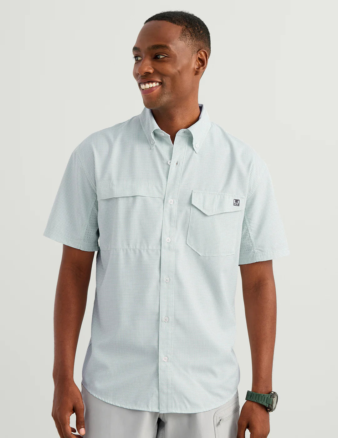 Huk TIDE POINT SHORT SLEEVE BUTTON-DOWN in Heron Blue Mini Check