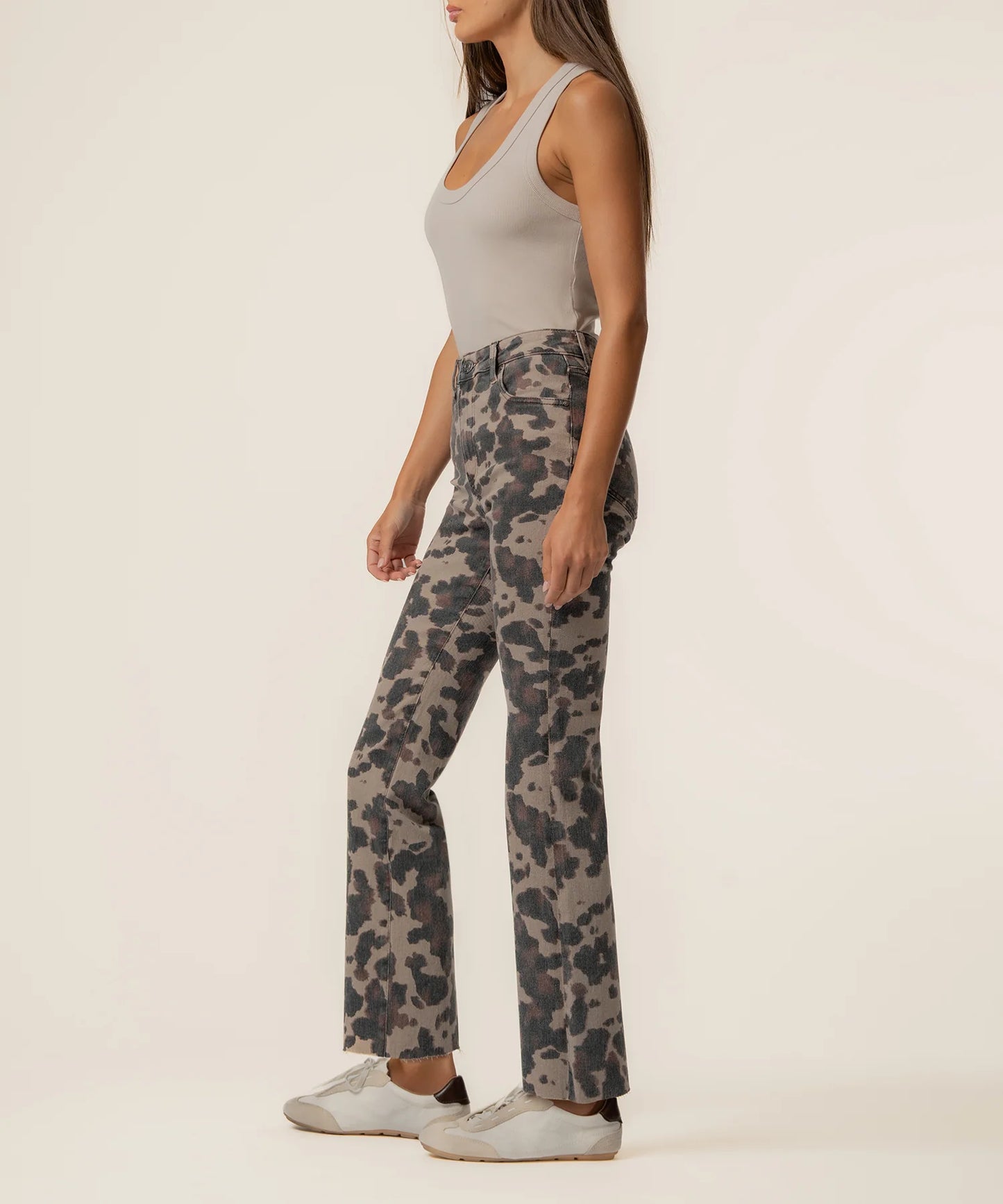 KUT from the KLOTH Kelsey High Rise Ankle Flare in Taupe