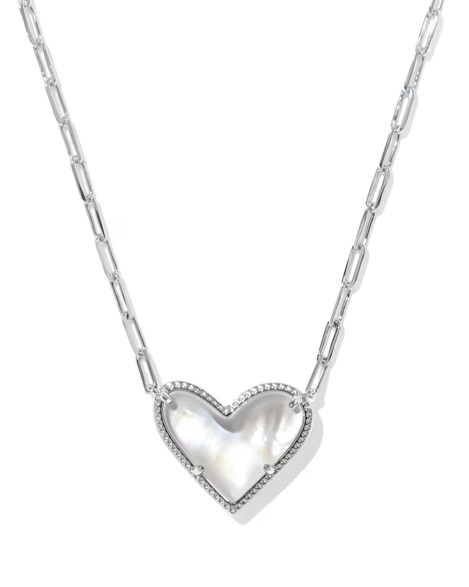Kendra Scott Ari Heart Statement Silver Short Pendant Necklace