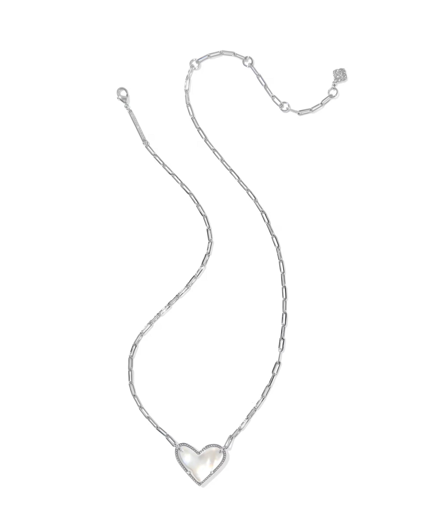 Kendra Scott Ari Heart Statement Silver Short Pendant Necklace