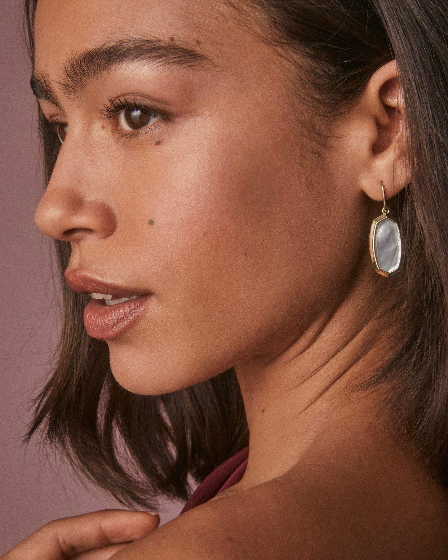 Kendra Scott Dani Bezel Gold Drop Earrings Ivory Mother-of-Pearl
