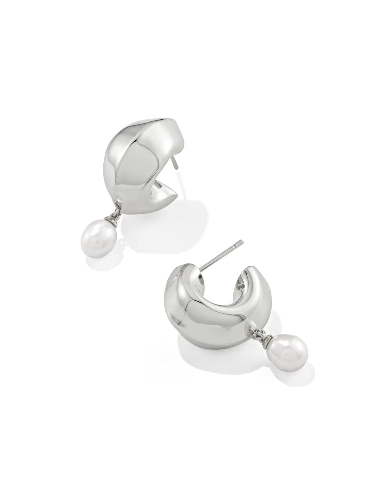 Kendra Scott Oakland Pearl Silver Huggie Earrings