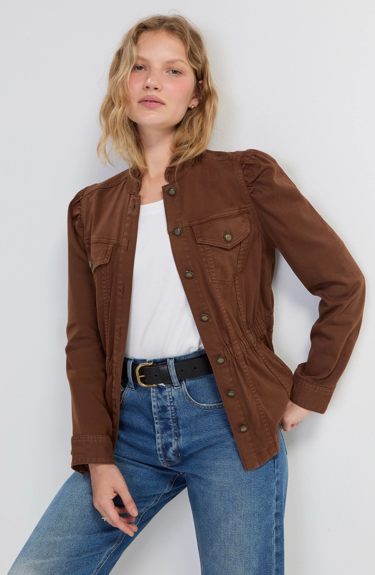 Liverpool Puff Sleeve Trucker Jacket W/ Ruffle Collar - Carob brown