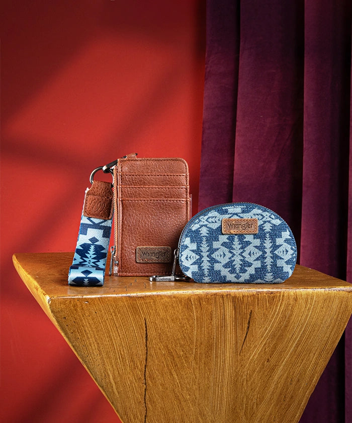 Wrangler Aztec Print Card Holder (Multiple Colors)