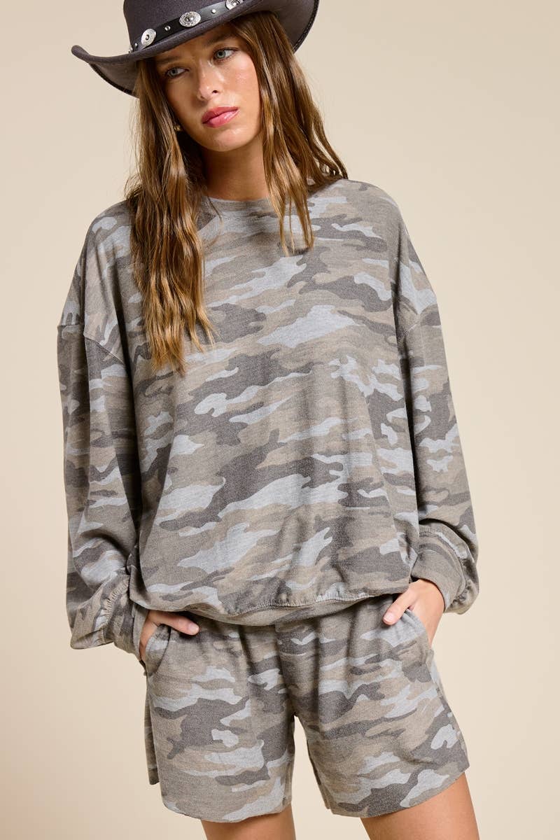 RELAXED FRENCH TERRY L/S TEE WITH PUFFED SLEEVES (Camo or Leopard)