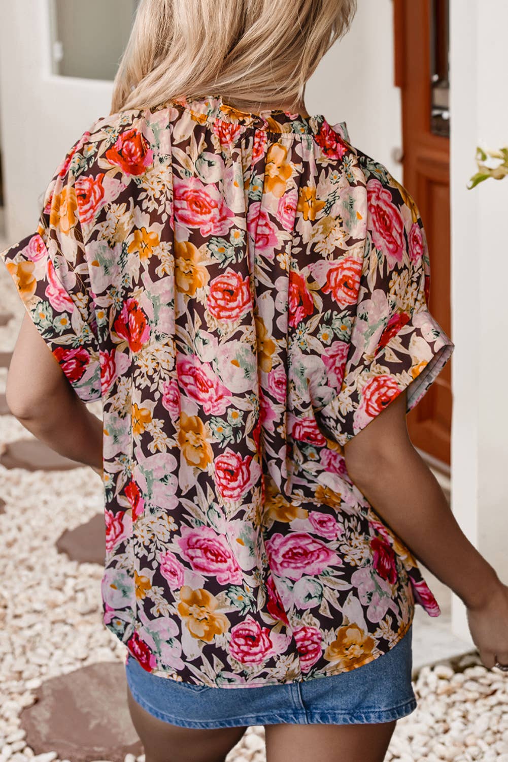 Floral Print Tie-Neck Short Sleeve Shift Blouse