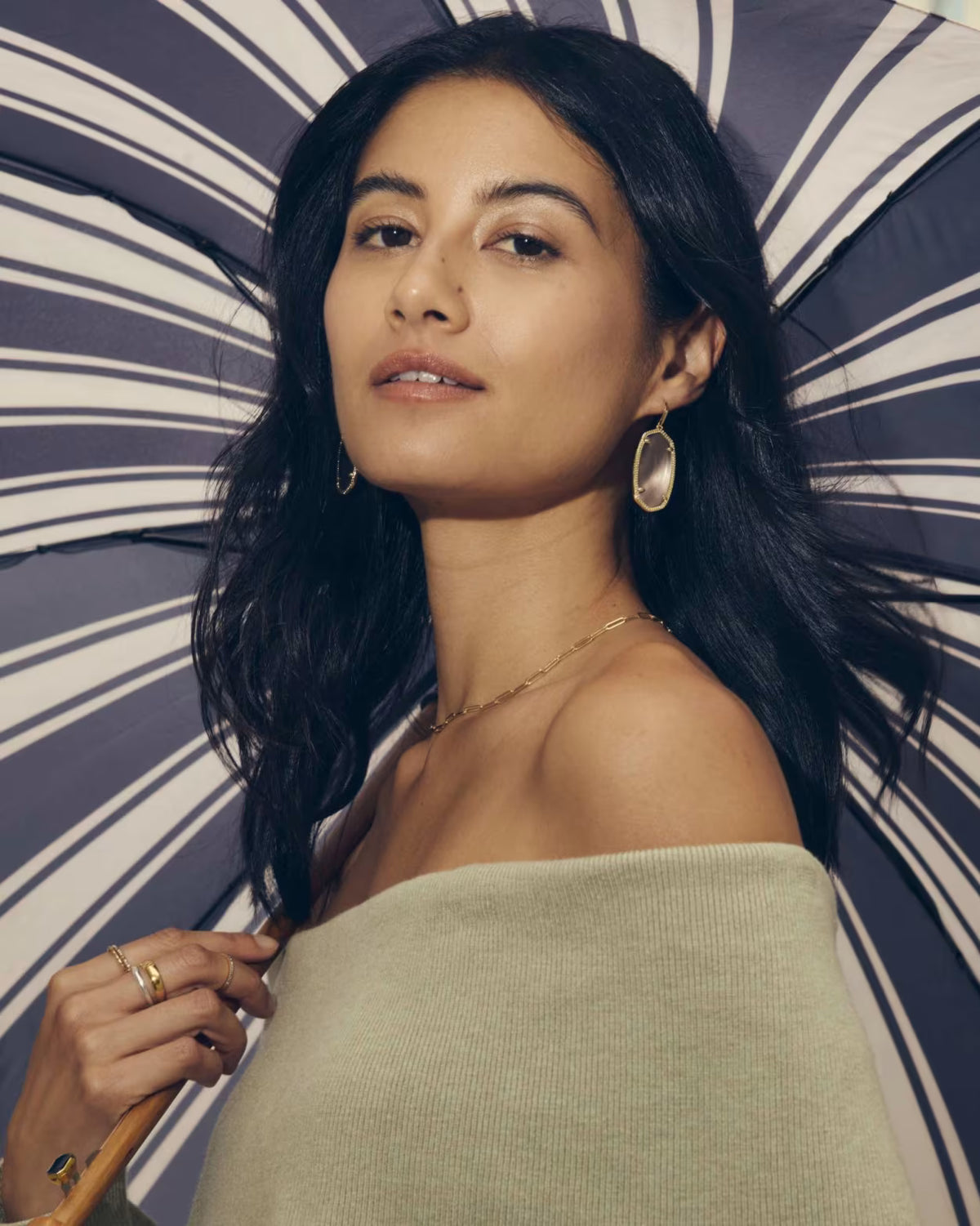 Kendra Scott Elle Gold Drop Earrings - Taupe Mother of Pearl