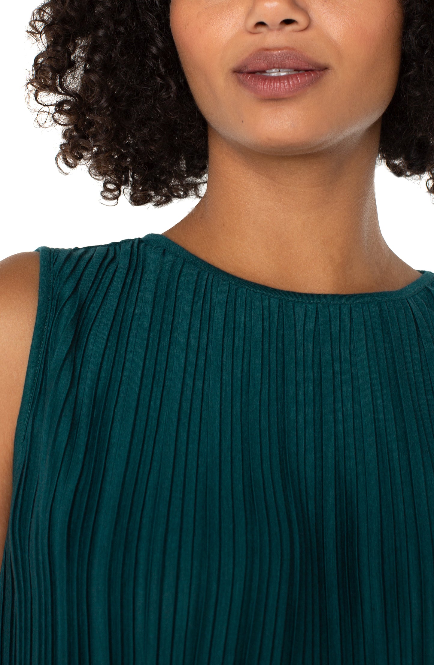 Liverpool Sleeveless Crew Neck Knit Top Emerald