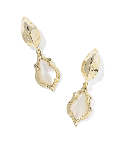 Kendra Scott ADRIANA SCALLOP FRAME HUGGIE EARRINGS GOLD NATURAL MOTHER OF PEARL