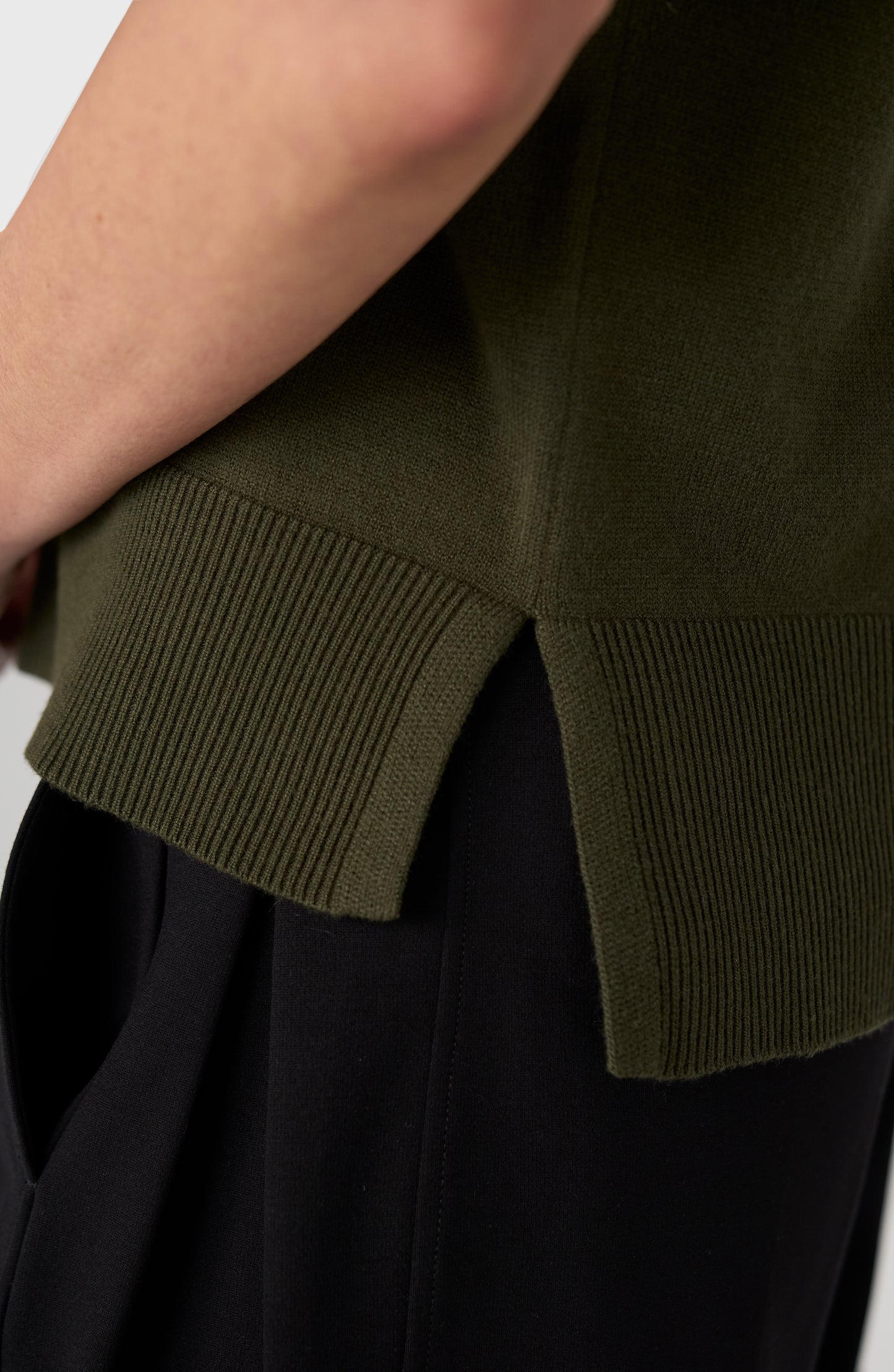 Liverpool  Short Sleeve V-Neck Dolman Popover Sweater with Step Hem- Java or Hunter Green