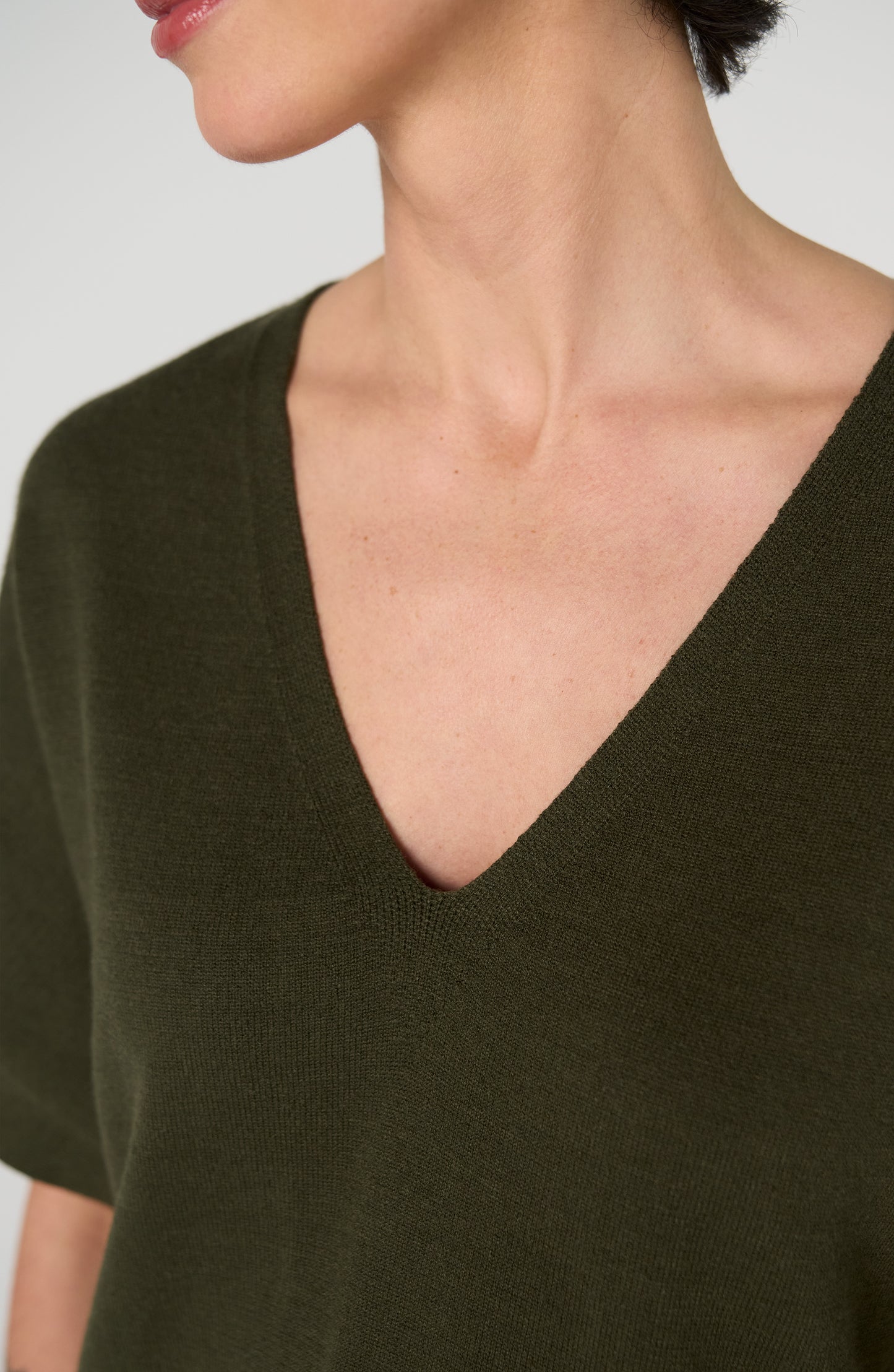 Liverpool  Short Sleeve V-Neck Dolman Popover Sweater with Step Hem- Java or Hunter Green