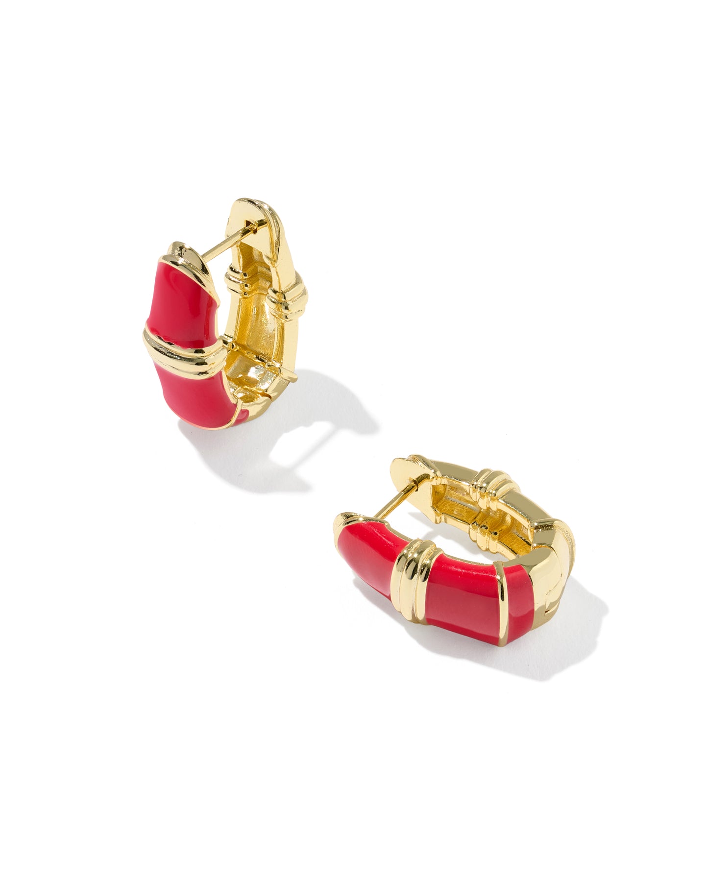 Kendra Scott COURTNEY ENAMELGOLD HUGGIE EARRINGS